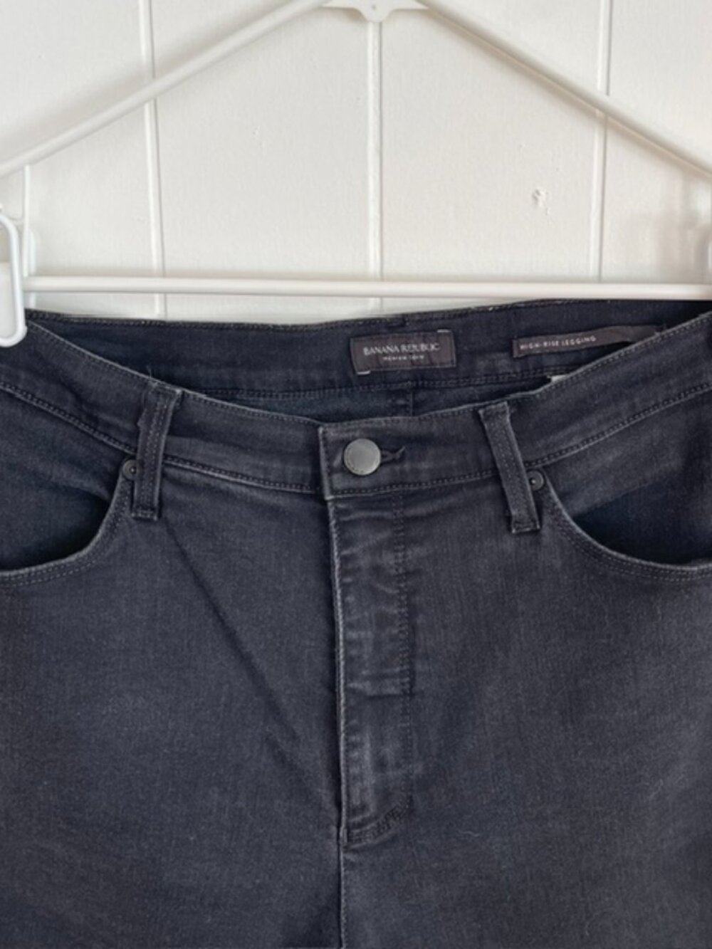 Banana Republic High Rise Black Skinny Jeans Stretch Denim - Picture 2 of 8